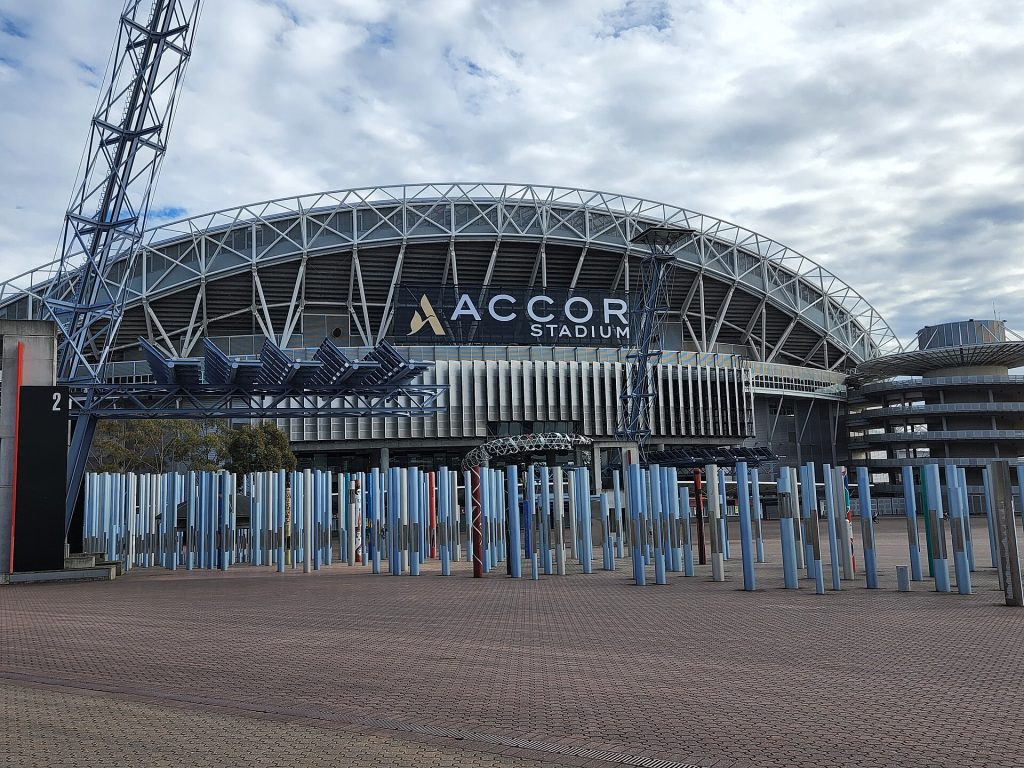Chelsea chốt 28 cầu thủ dự tour Australia hè 2026 3 Bên ngoài Accor Stadium trong hành trình Chelsea tại Sydney