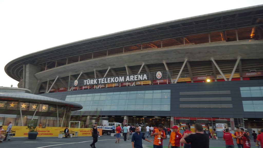Phân tích Galatasaray vs Barcelona: Giữ nhịp ở Istanbul 4 Rams Park tại Istanbul, một sân đấu lớn của Süper Lig