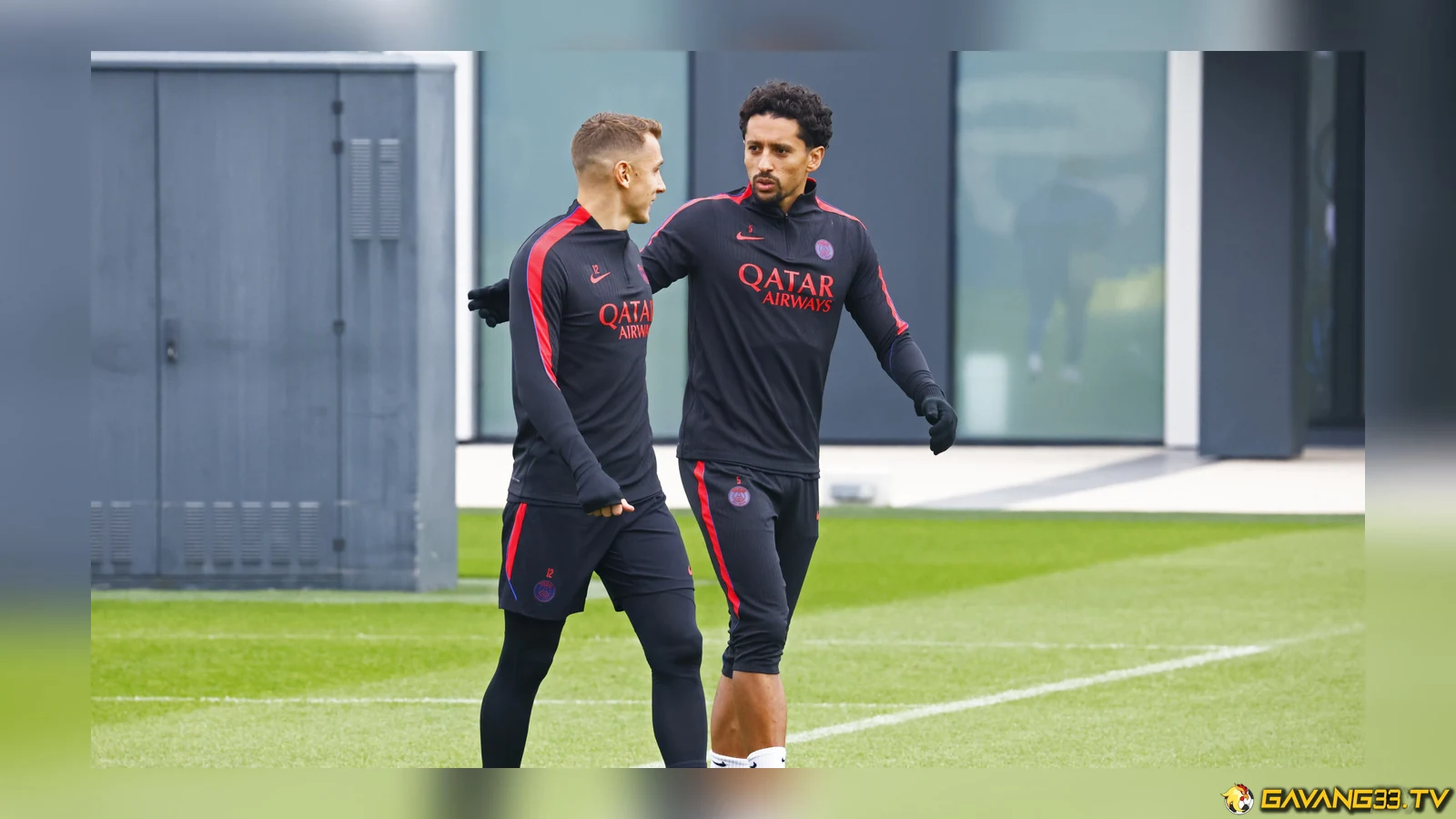 PSG thắng Barcelona 4-2: Vitinha kết liễu màn rượt đuổi 2 Cầu thủ Barcelona chuẩn bị tại Paris