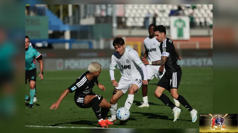 Cầu thủ Sassuolo trong ảnh tư liệu trước trận
