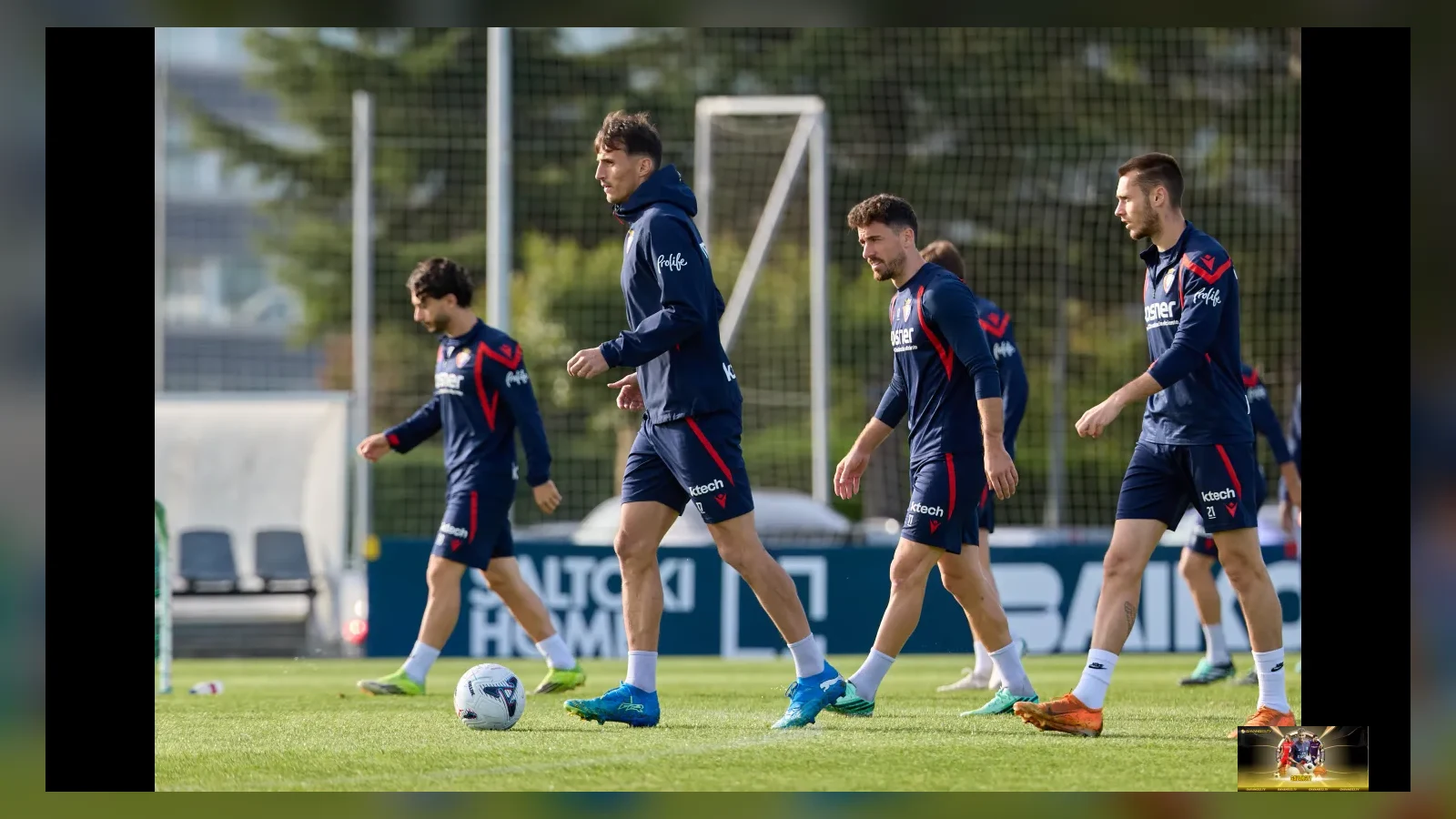 Phân tích Sevilla vs Osasuna: Cuộc đấu căng ở hai biên 2 Cầu thủ Osasuna thi đấu và tập luyện trước trận đấu