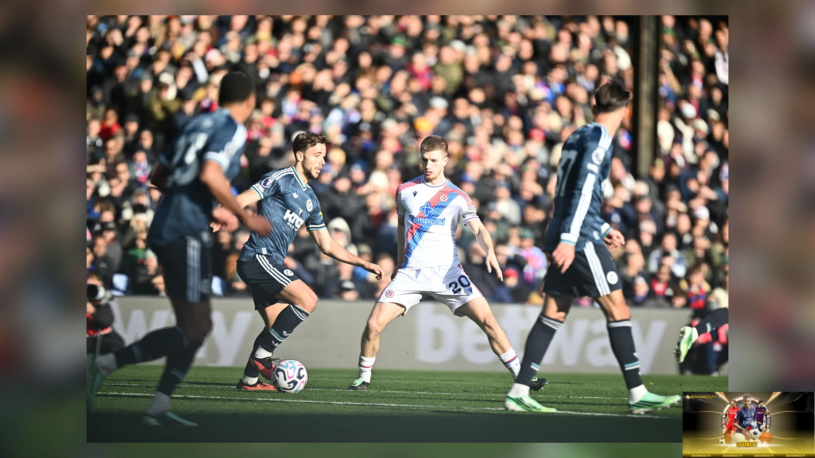 Crystal Palace tạo cơ hội trong hiệp hai trước Newcastle trong ảnh tư liệu trước trận